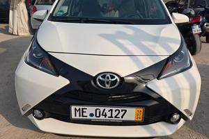 Toyota Aygo 1.0 VVT-i 69 CV 5 porte x-clusiv