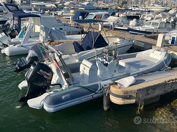 Gommone mv marine 770 suzuki 200 hp