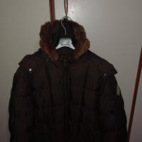 giubbotto Moncler con collo in pelo
