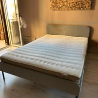 Letto, armadio e comodino