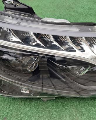 MERCEDES VITO W447 Restyling FULL LED Faro Fanale 