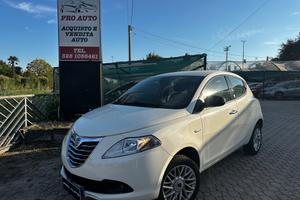 Lancia Ypsilon 0.9 TwinAir 85 CV 5 porte Metano Ec
