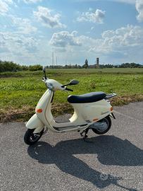 piaggio vespa ET2 50