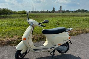 piaggio vespa ET2 50