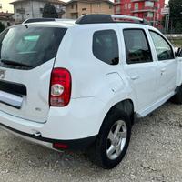 Dacia duster 2011 per pezzi di ricambio