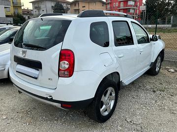 Dacia duster 2011 per pezzi di ricambio