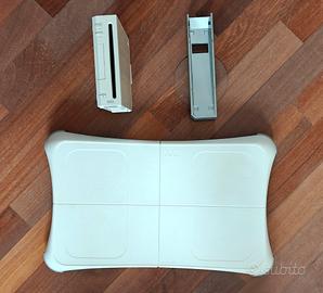 Nintendo Wii ricca di accessori 