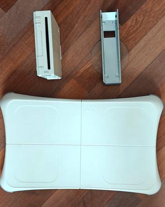 Nintendo Wii ricca di accessori 