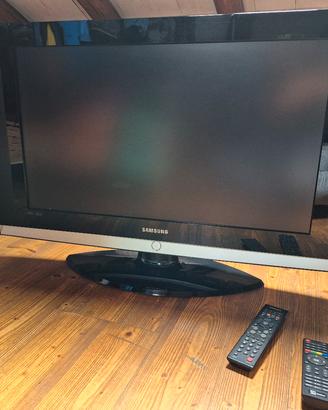 Tv LCD SAMSUNG 32 pollici