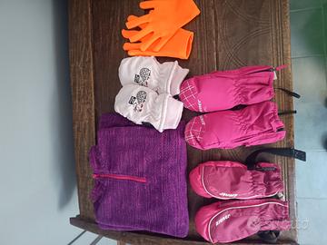 Pile bambina + 4 paia di guanti per ski