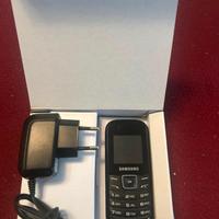 Cellulare GSM -Samsung GT-E 1800