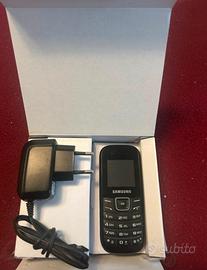 Cellulare GSM -Samsung GT-E 1800