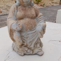buddha in pietra