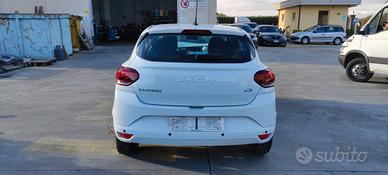 Portellone paraurti stop Dacia Sandero 2023