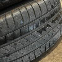 Gomme Bridgeston 245/45 R19