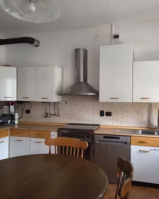 Cucina angolare in legno 