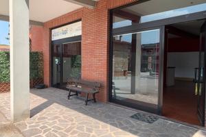 Negozio (anche frazionabile)