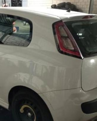 Ricambi Grande punto 1.3 75 cv