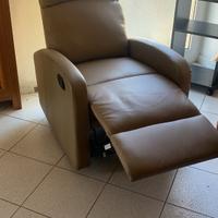Poltrona reclinabile