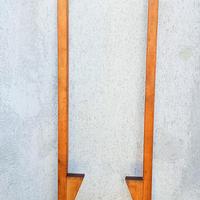 coppia di trampoli in rovere anni 90