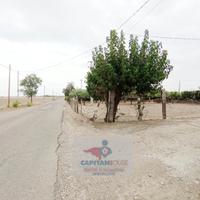 Terreno fronte strada vicino alla citta'