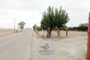 Terreno fronte strada vicino alla citta'