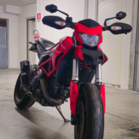 Ducati Hypermotard 821