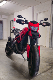 Ducati Hypermotard 821