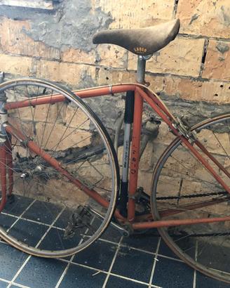 Bicicletta da corsa vintage 