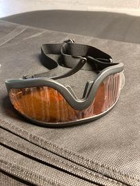 Occhiali tipo militari