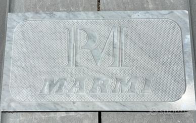 Targhe in marmo personalizzate