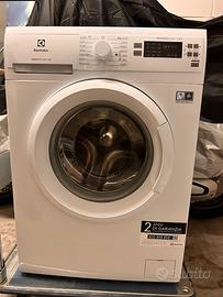 Lavatrice Electrolux Serie 600 SensiCare 1-6  Kg