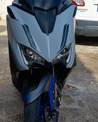 Tmax 560 anno 2021
