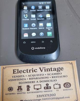 1122NN-Smartphone Vodafone 858 Smart