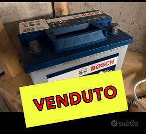 Batteria per auto BOSH S4-005