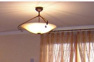 Lampadario ferro battuto