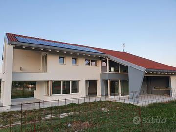 Villa singola con terreno