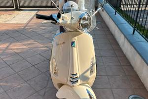 Vespa primavera 125 2022