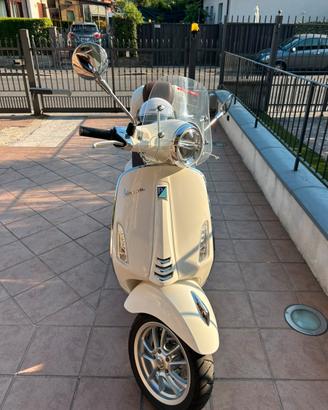 Vespa primavera 125 2022