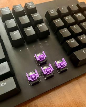 Razer Huntsman – Tastiera Opto-Meccanica RGB | ITA