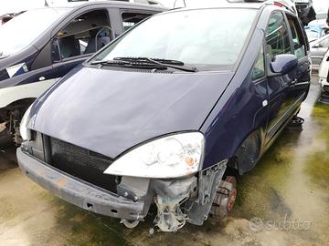 Ford Galaxy V6 anno 2001 ricambi usati