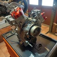 Motore x rs 250 aprilia o per suzuki rgv