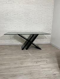 Tavolo anni '80 in MDF laccato nero lucido