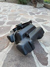 serbatoio aerox yamaha
