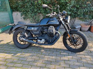 Moto Guzzi V7 III - 2020