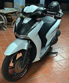 scooter SH 125 sport