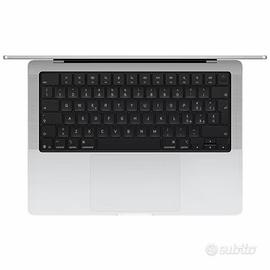 Macbook pro M5 14 pollici argento ram 24 gb