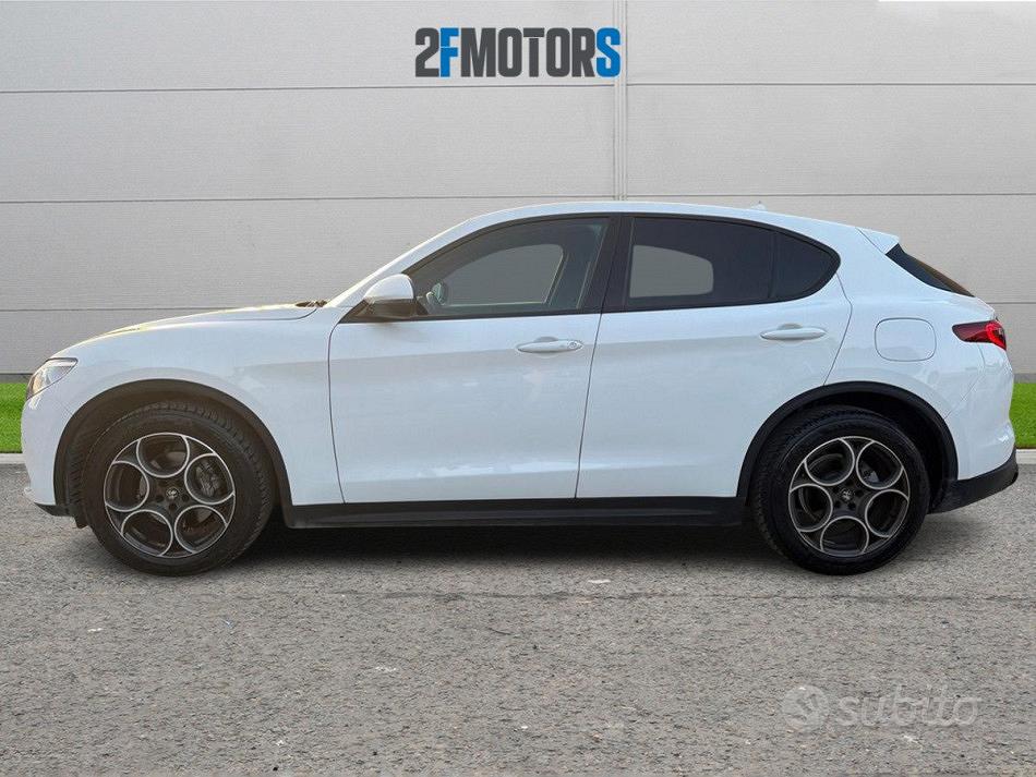 Alfa Romeo Stelvio 2022 photo 4
