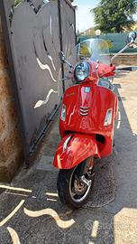 Vespa gts 300