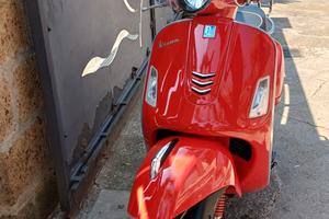 Vespa gts 300